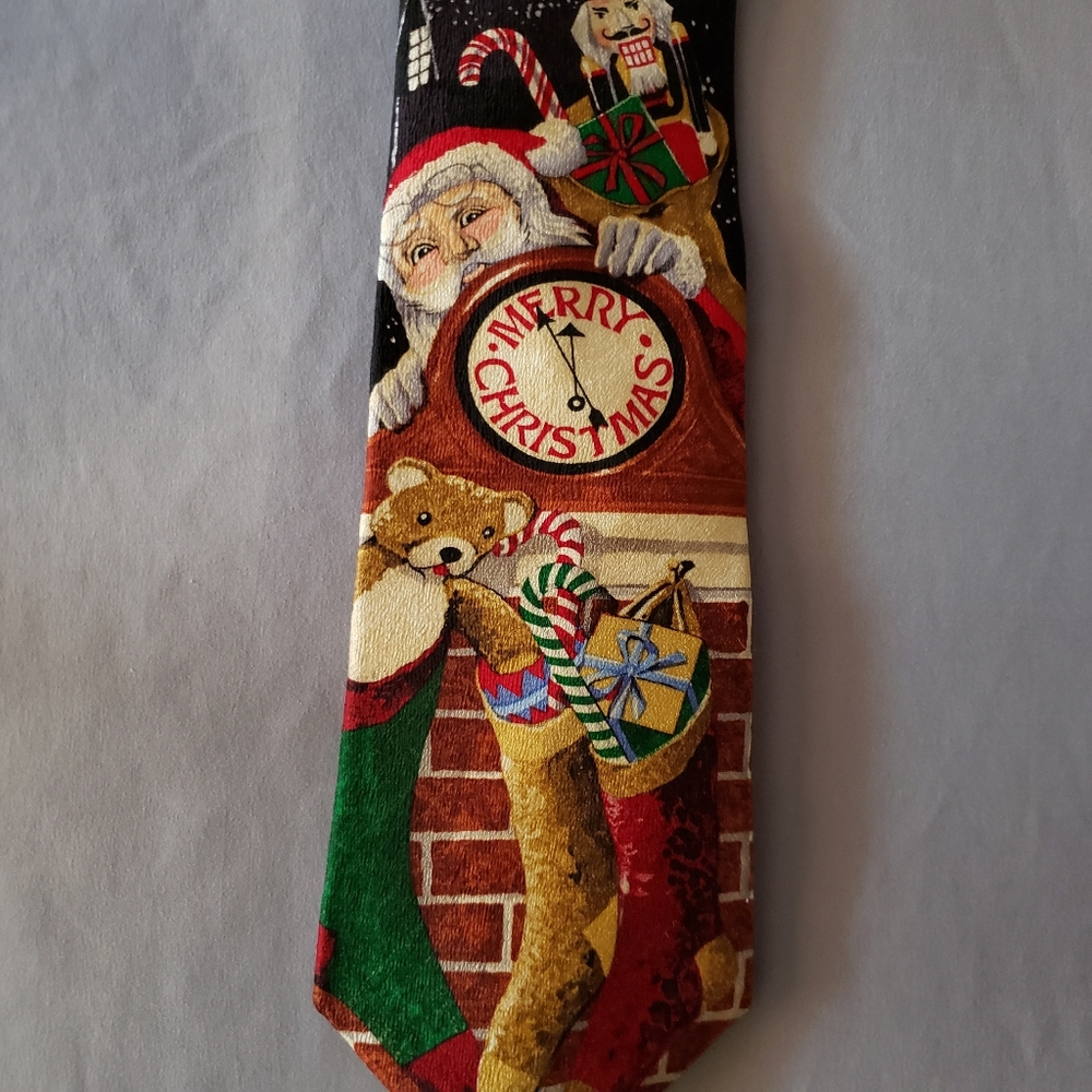 Vintage Christmas Tie